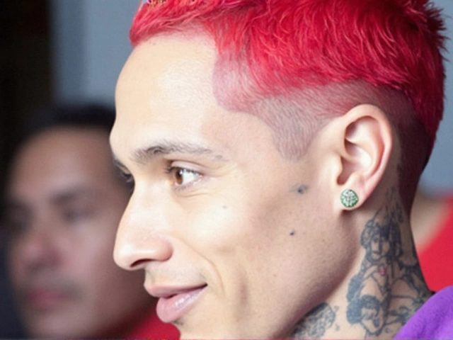 Rapper Oruam se entrega à Polícia do Rio sob acusação de tráfico e associação criminosa